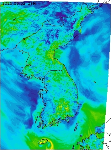 2025-05-02 21 : 00