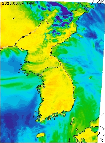 2025-05-04 14 : 00