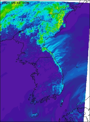 2025-05-16 00 : 00