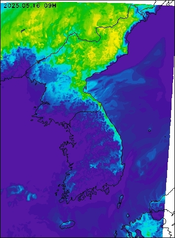 2025-05-16 09 : 00