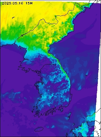 2025-05-16 15 : 00