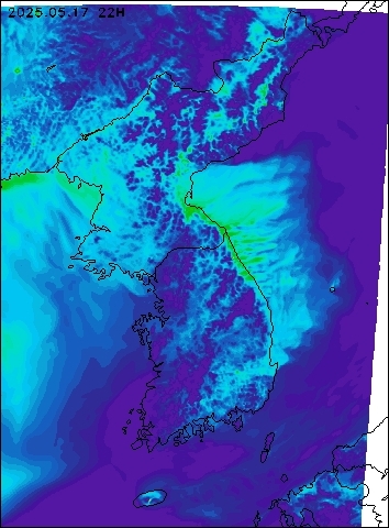 2025-05-17 22 : 00