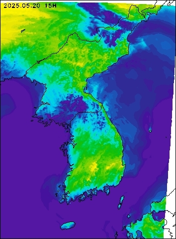 2025-05-20 15 : 00