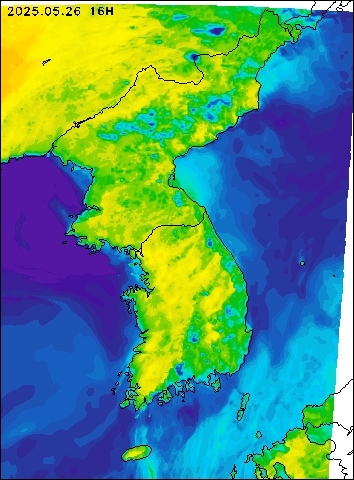 2025-05-26 16 : 00