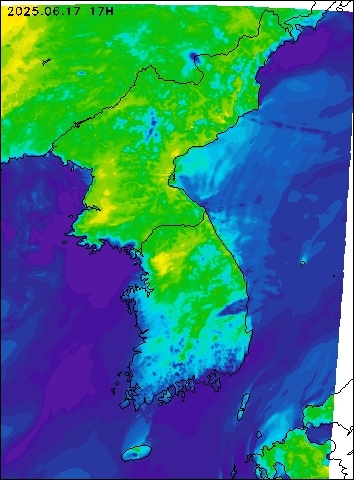 2025-06-17 17 : 00