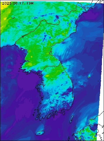 2025-06-17 19 : 00