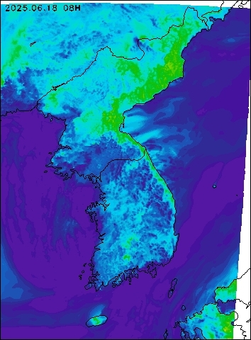 2025-06-18 08 : 00