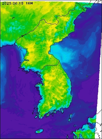 2025-06-18 16 : 00