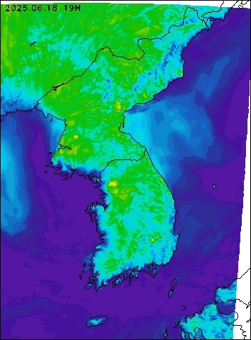 2025-06-18 19 : 00