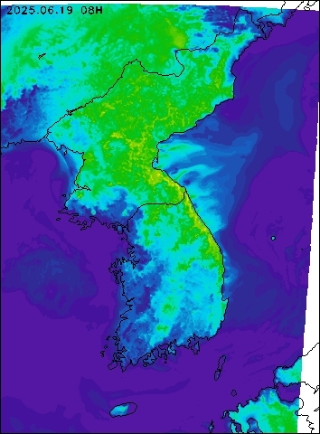 2025-06-19 08 : 00