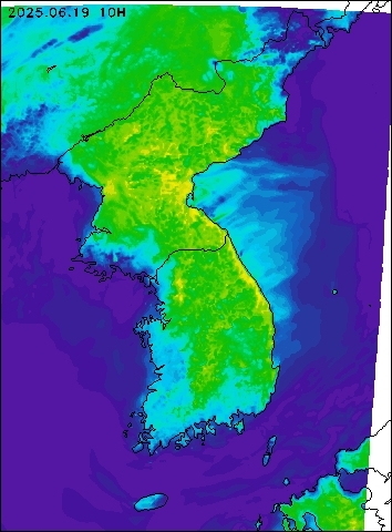 2025-06-19 10 : 00