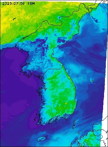 2025-07-06 18 : 00