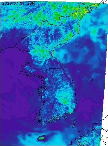 2025-07-07 23 : 00