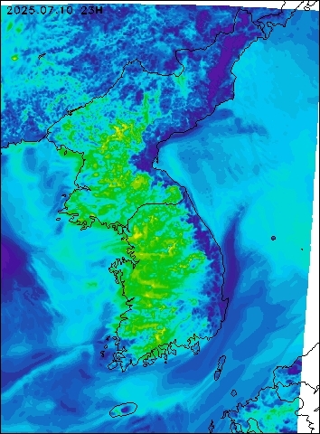 2025-07-10 23 : 00