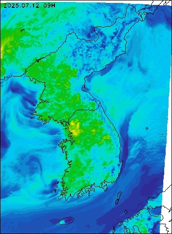 2025-07-12 09 : 00