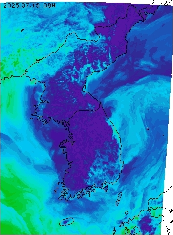 2025-07-15 08 : 00
