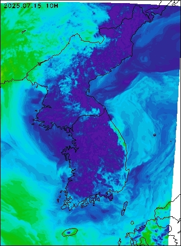 2025-07-15 10 : 00