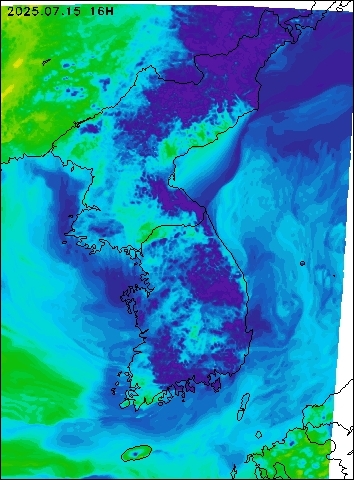 2025-07-15 16 : 00