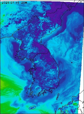 2025-07-15 20 : 00