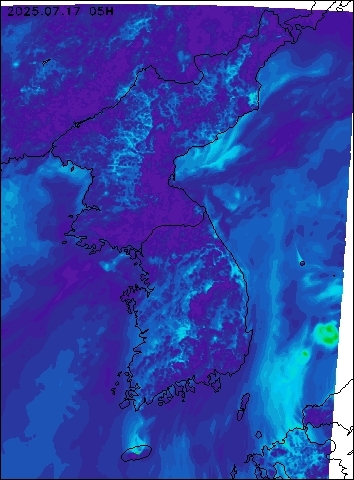 2025-07-17 05 : 00
