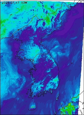 2025-07-17 13 : 00