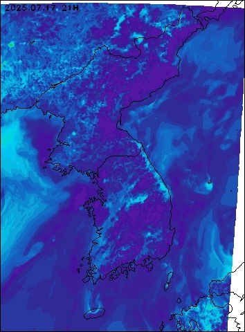 2025-07-17 21 : 00