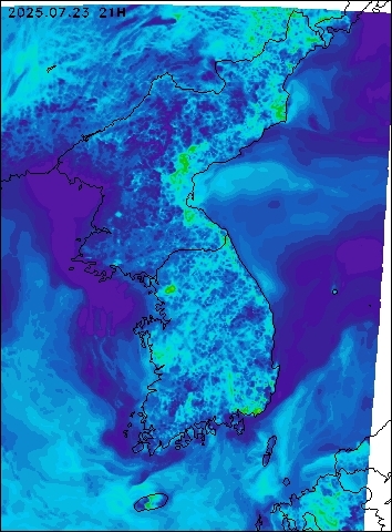 2025-07-23 21 : 00