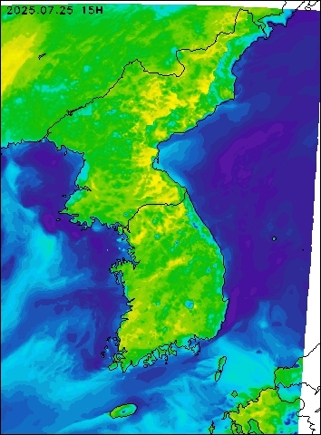 2025-07-25 15 : 00