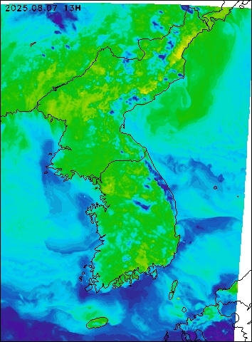 2025-08-07 13 : 00