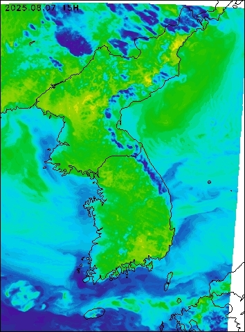 2025-08-07 15 : 00