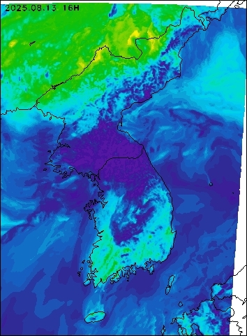 2025-08-13 16 : 00