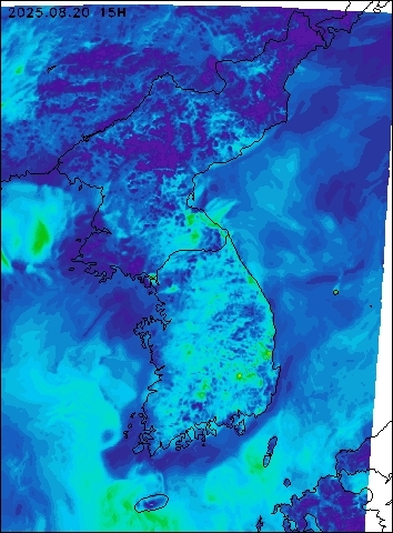 2025-08-20 15 : 00