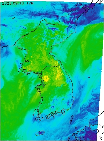 2025-09-10 17 : 00