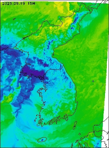 2025-09-19 15 : 00