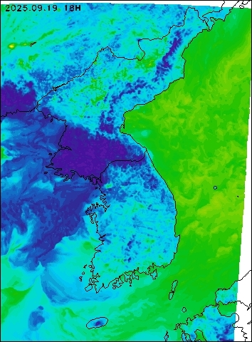 2025-09-19 18 : 00