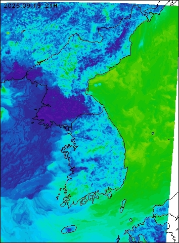 2025-09-19 21 : 00