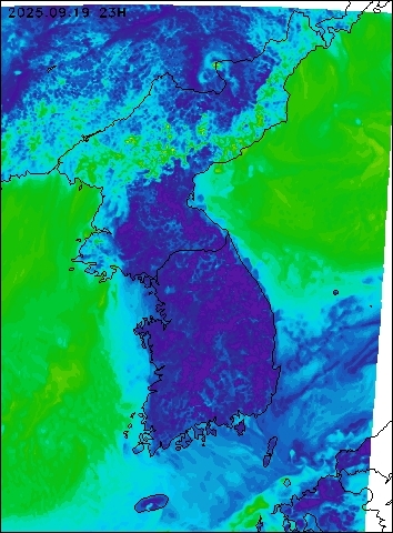 2025-09-19 23 : 00