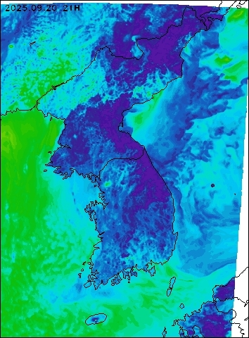 2025-09-20 21 : 00
