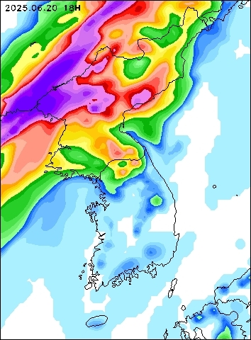 2025-06-20 18 : 00