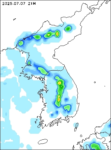 2025-07-07 21 : 00