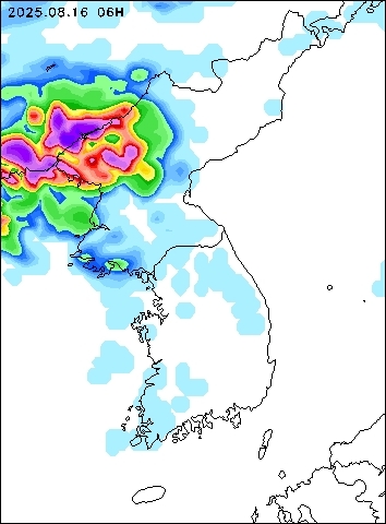 2025-08-16 06 : 00