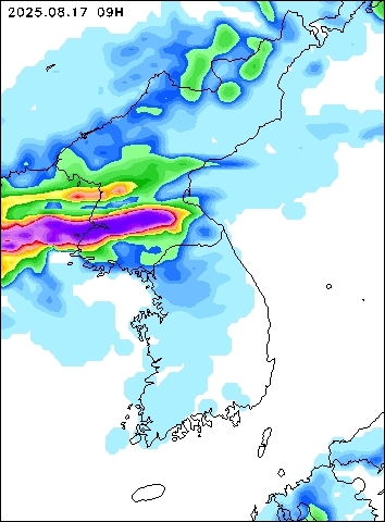 2025-08-17 09 : 00