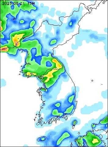 2025-08-21 15 : 00
