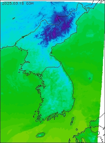 2025-03-18 03 : 00