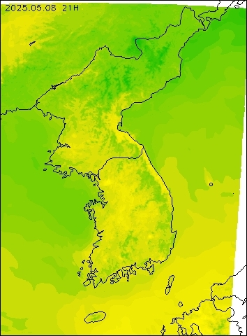 2025-05-08 21 : 00