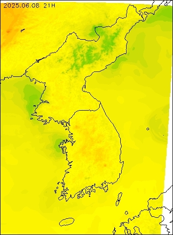 2025-06-08 21 : 00
