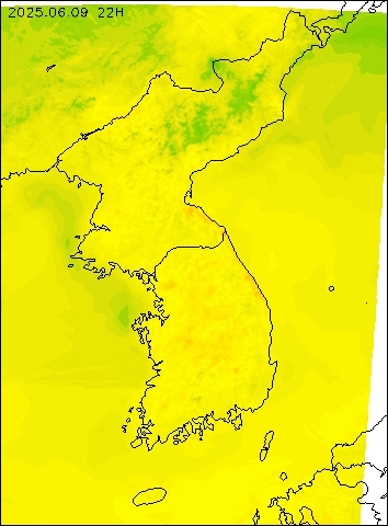 2025-06-09 22 : 00