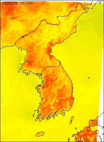 2025-06-18 15 : 00