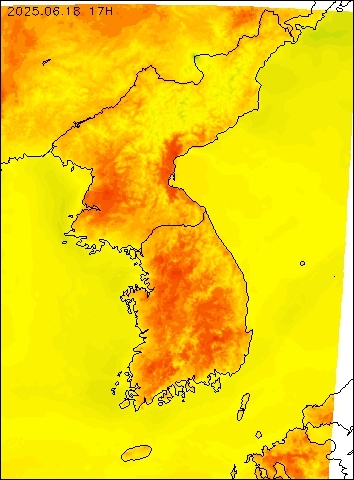 2025-06-18 17 : 00