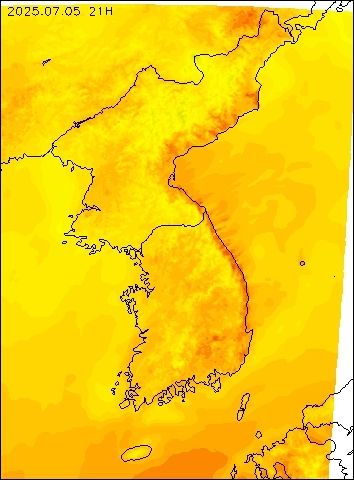 2025-07-05 21 : 00